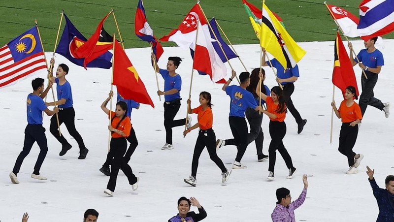 SURAT KEBERATAN SAAT BENDERA INDONESIA TERBALIK DI GELARAN SEA GAMES 2023